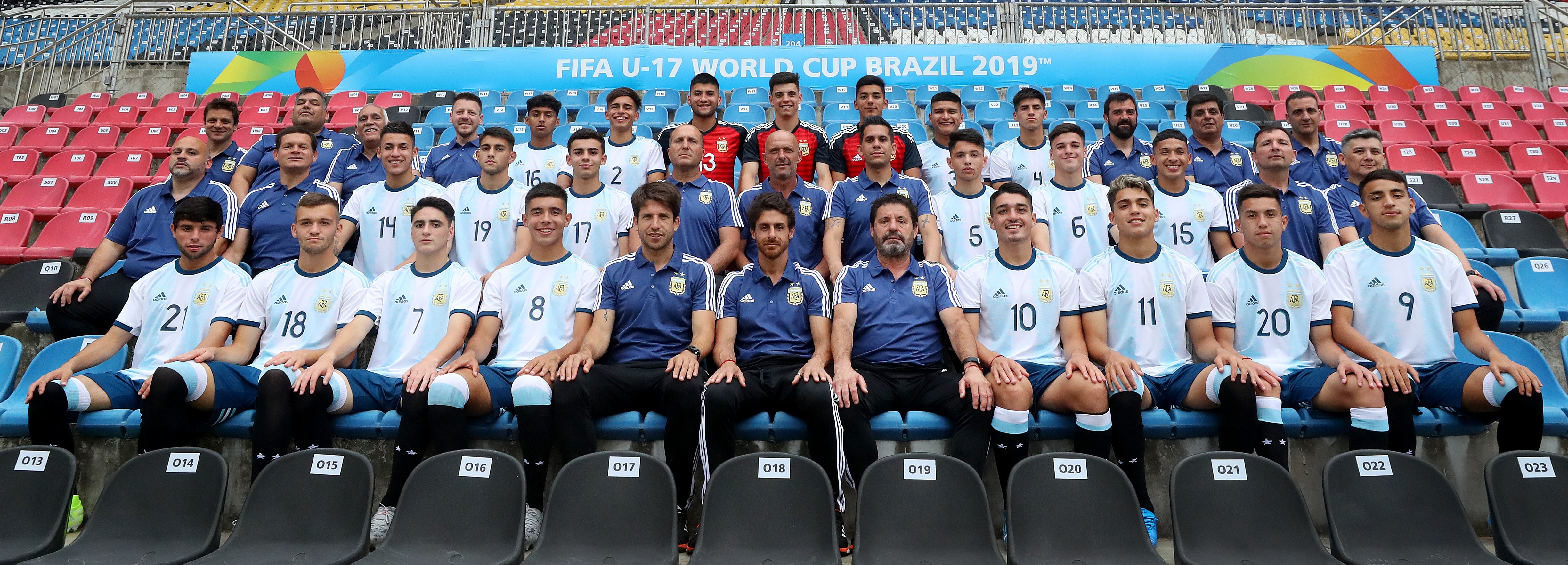 Foto oficial de la Selección Sub 17 que competirá en el Mundial de